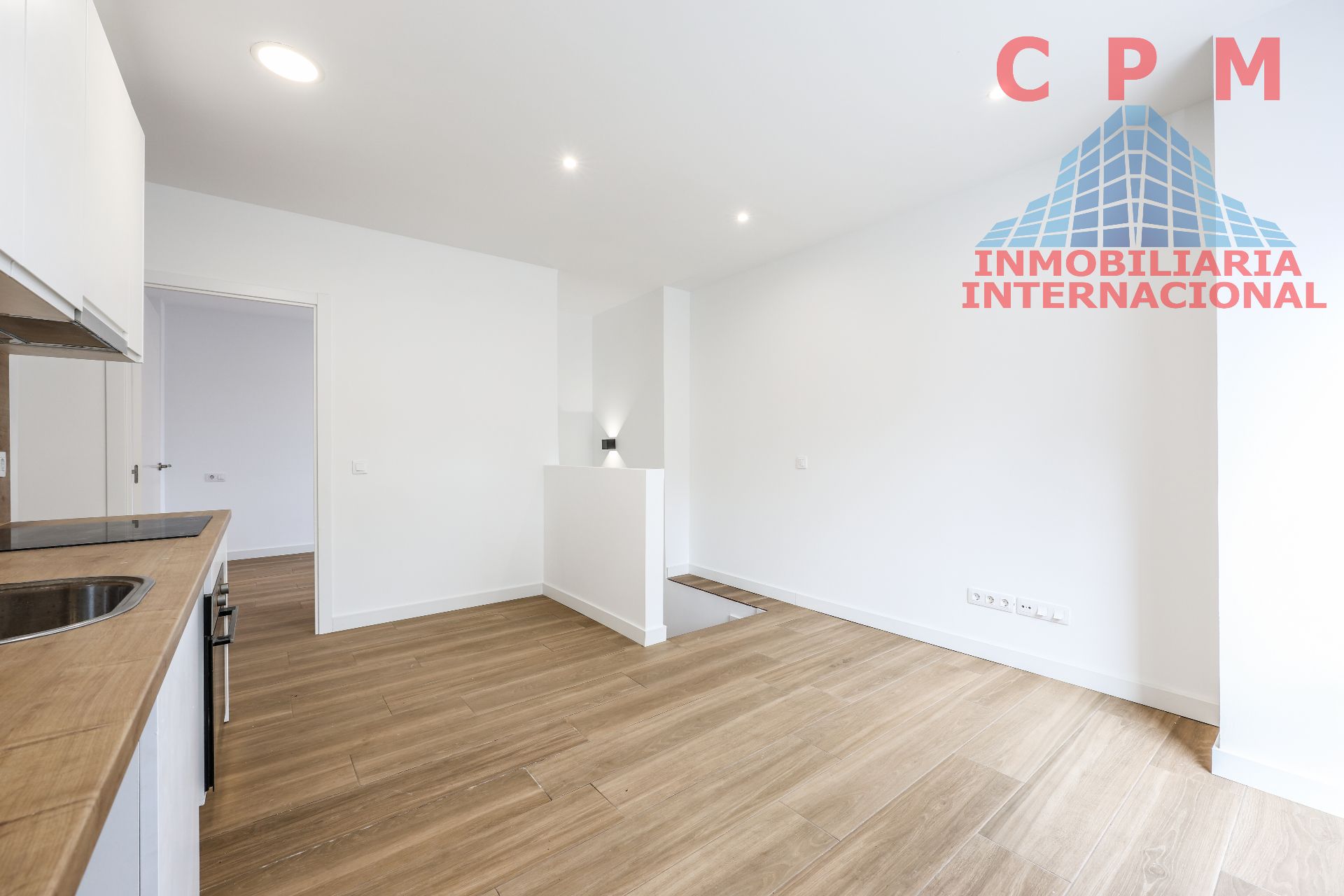 Flat for sale in  Madrid Capital  with Air Conditioner, Heating and Parquet flooring