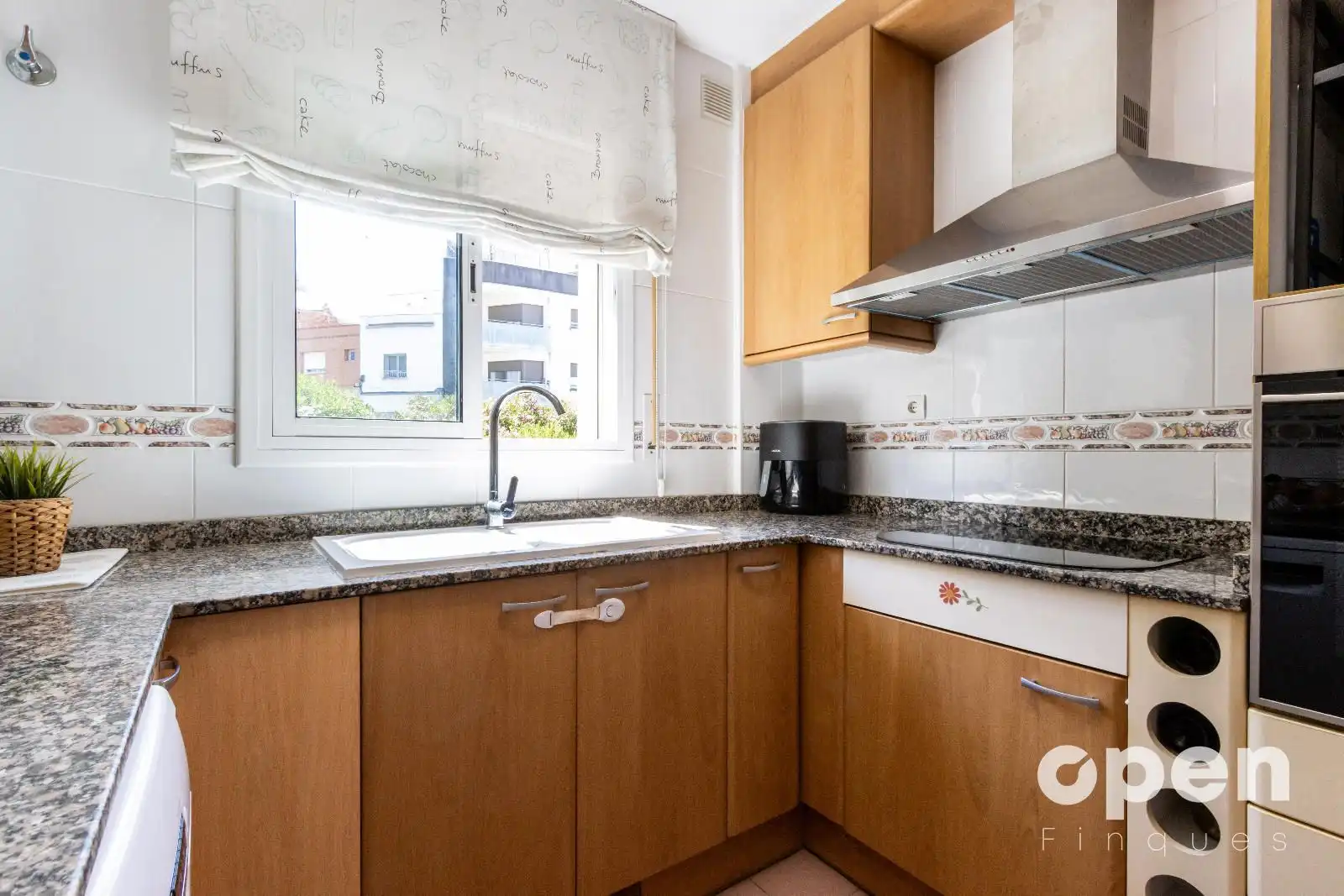 Kitchen of Flat for sale in Terrassa  with Air Conditioner, Heating and Parquet flooring