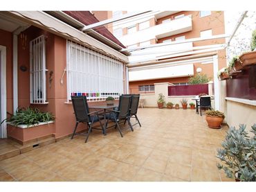 Dúplex amb balcó en venda a Elche ciudad