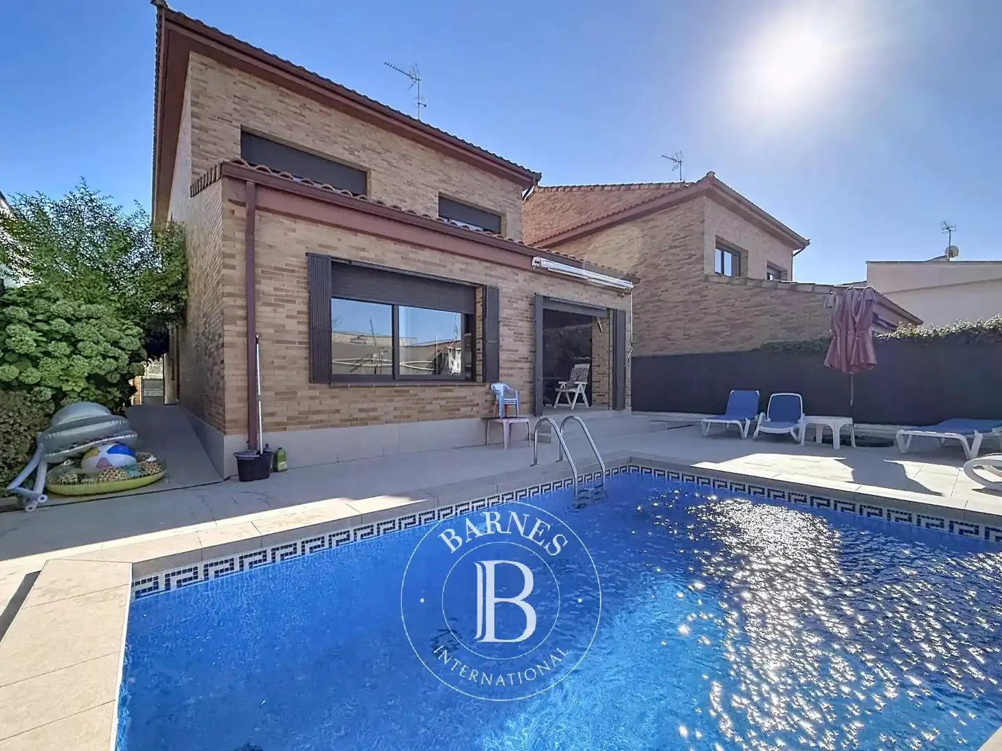 Casa amb piscina en venda a Carrer Rosselló
