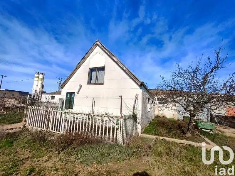 Vista exterior de Casa o chalet en venta en Riego de la Vega con Calefacción