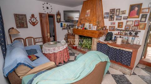 Foto 3 de Casa adosada en venda a La Zarzuela - San José - Belén, Linares