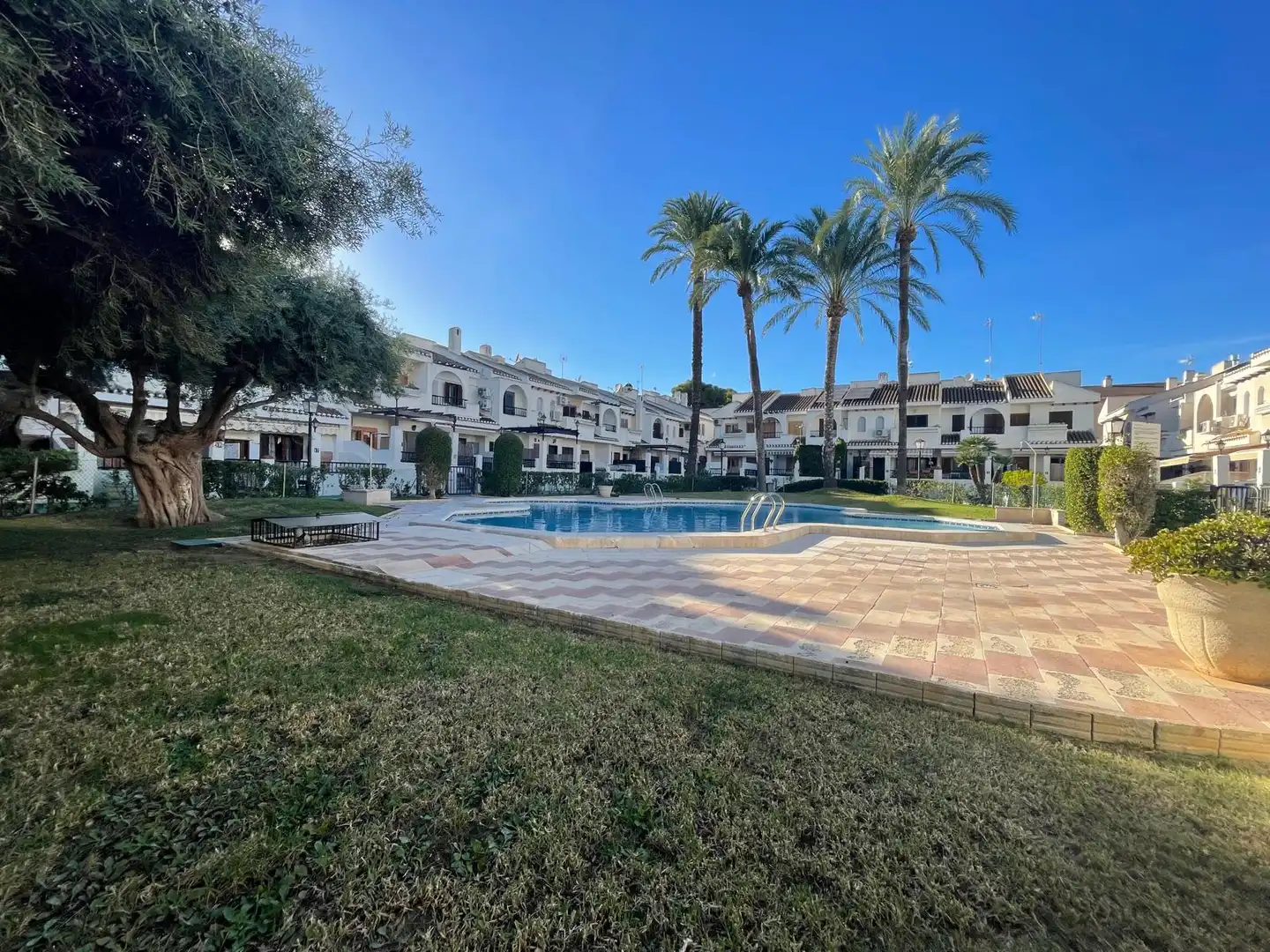 Jardín de Casa adosada en venta en San Pedro del Pinatar con Jardín privado, Amueblado y Piscina comunitaria