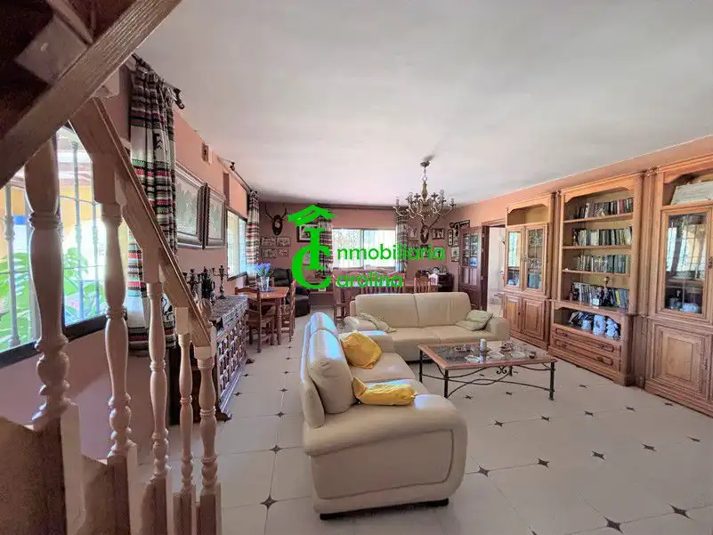 Sala d'estar de Finca rústica en venda en Santa Elena amb Terrassa