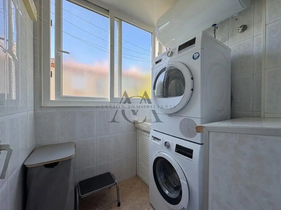 Bathroom of Flat for sale in Lucena  with Air Conditioner, Heating and Terrace