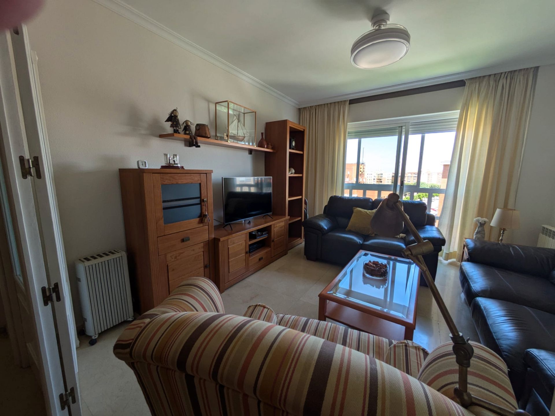 Living room of Flat to rent in Badajoz Capital  with Heating, Furnished and Oven