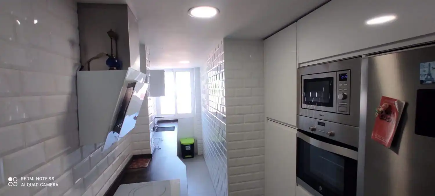 Cocina de Piso de alquiler en Málaga con Aire acondicionado, Amueblado y Balcón