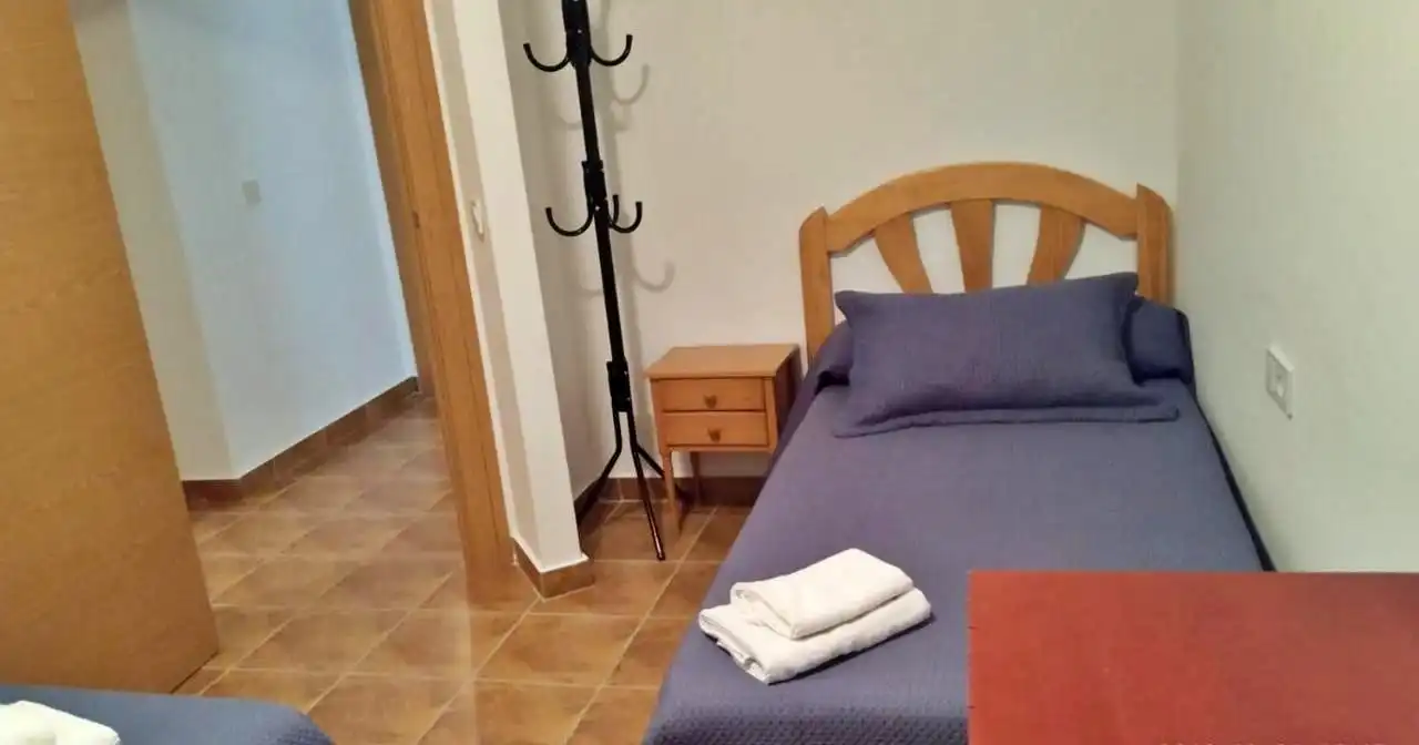 Habitación de Casa o chalet en venta en Alcalá del Júcar con Aire acondicionado, Jardín privado y Terraza