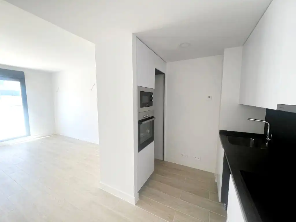 Küche von Wohnung zur Miete in Cobeña mit Klimaanlage, Heizung und Terrasse