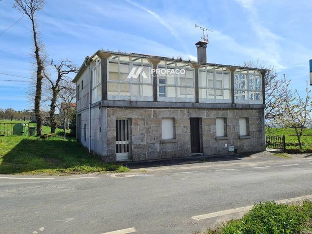 Casa-chalet en Venta en DEVESA en Piñor