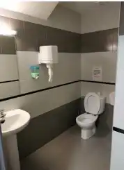 Baño de Local en venta en Olivares de Júcar