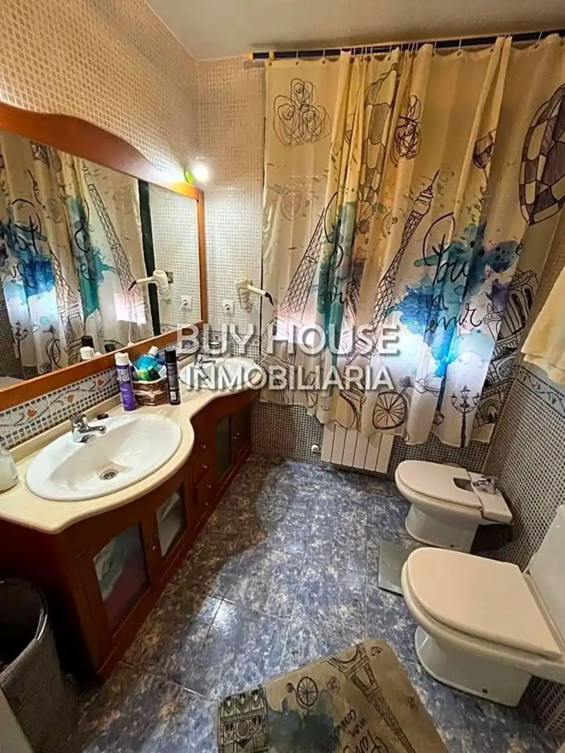 Chalet con piscina en venta en Calle Madeira 17, imagen 33