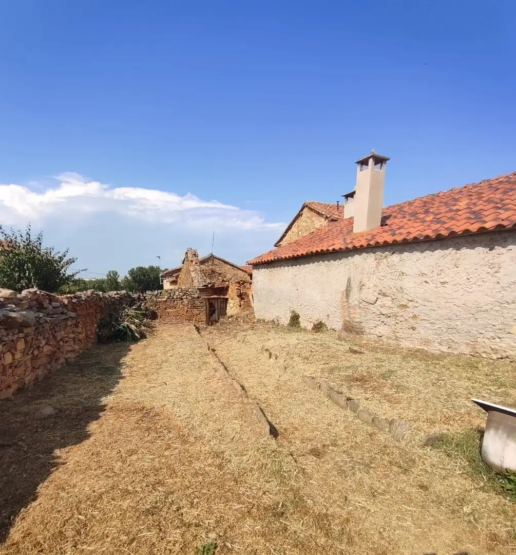 Casa rústica en venda a Val de San Lorenzo, imagen 8