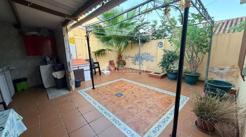 Foto 2 de Casa adosada en venta en C. Virgen de Los Dolores, Carranque - Haza Cuevas, Málaga Capital