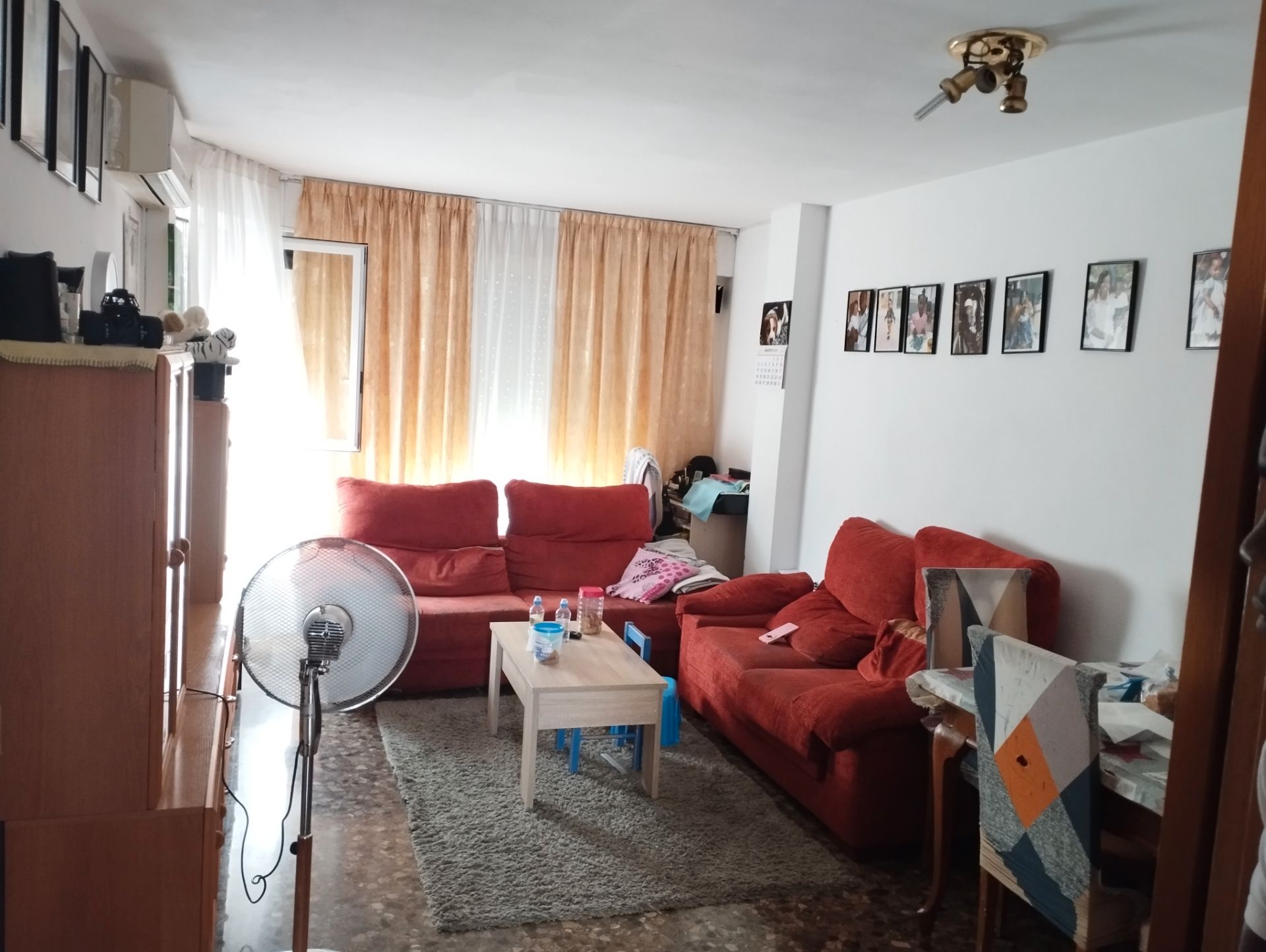 Living room of Flat for sale in  Zaragoza Capital  with Air Conditioner, Heating and Terrace