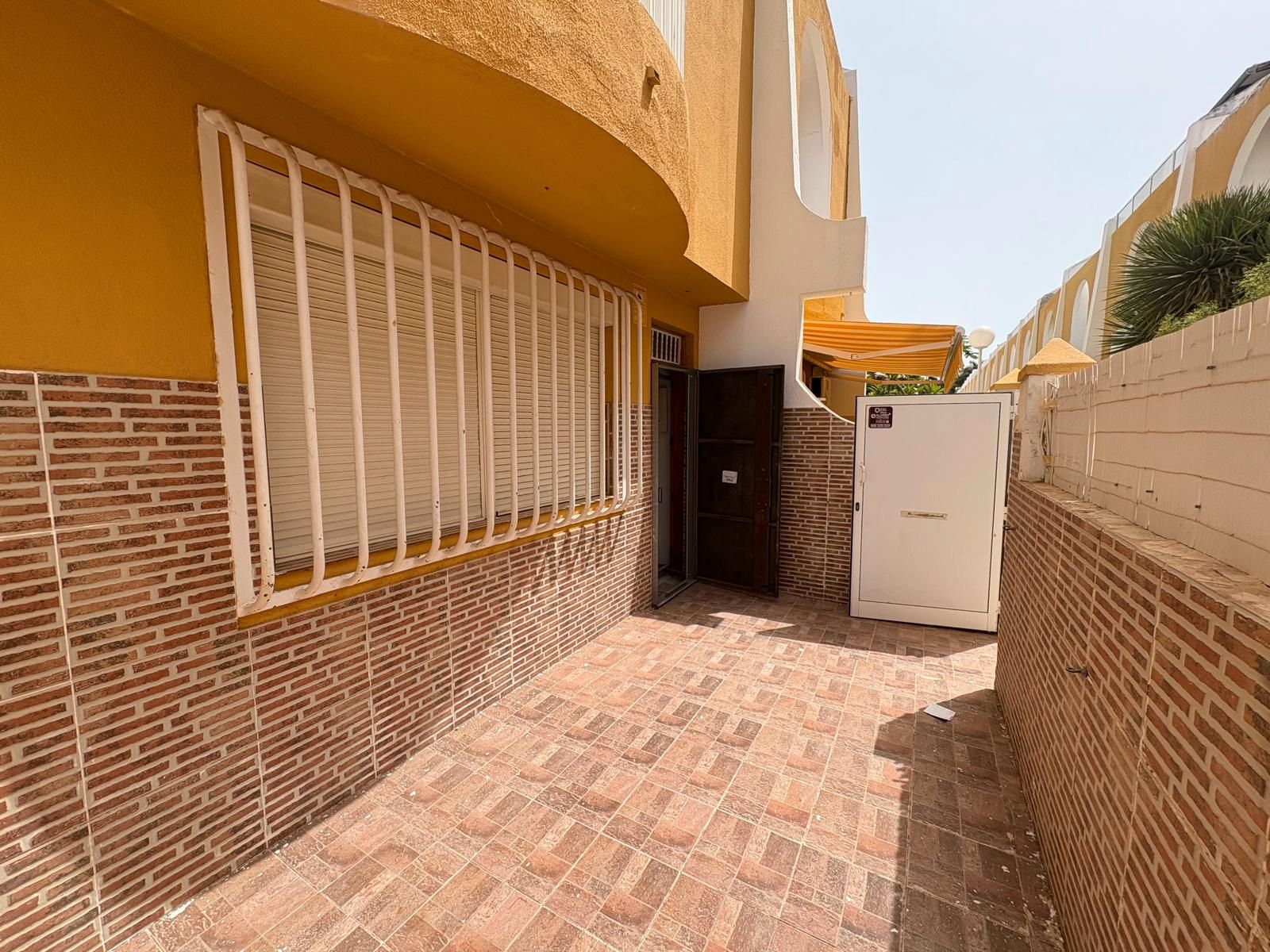 Exterior view of House or chalet for sale in San Bartolomé de Tirajana  with Terrace, Storage room and Balcony