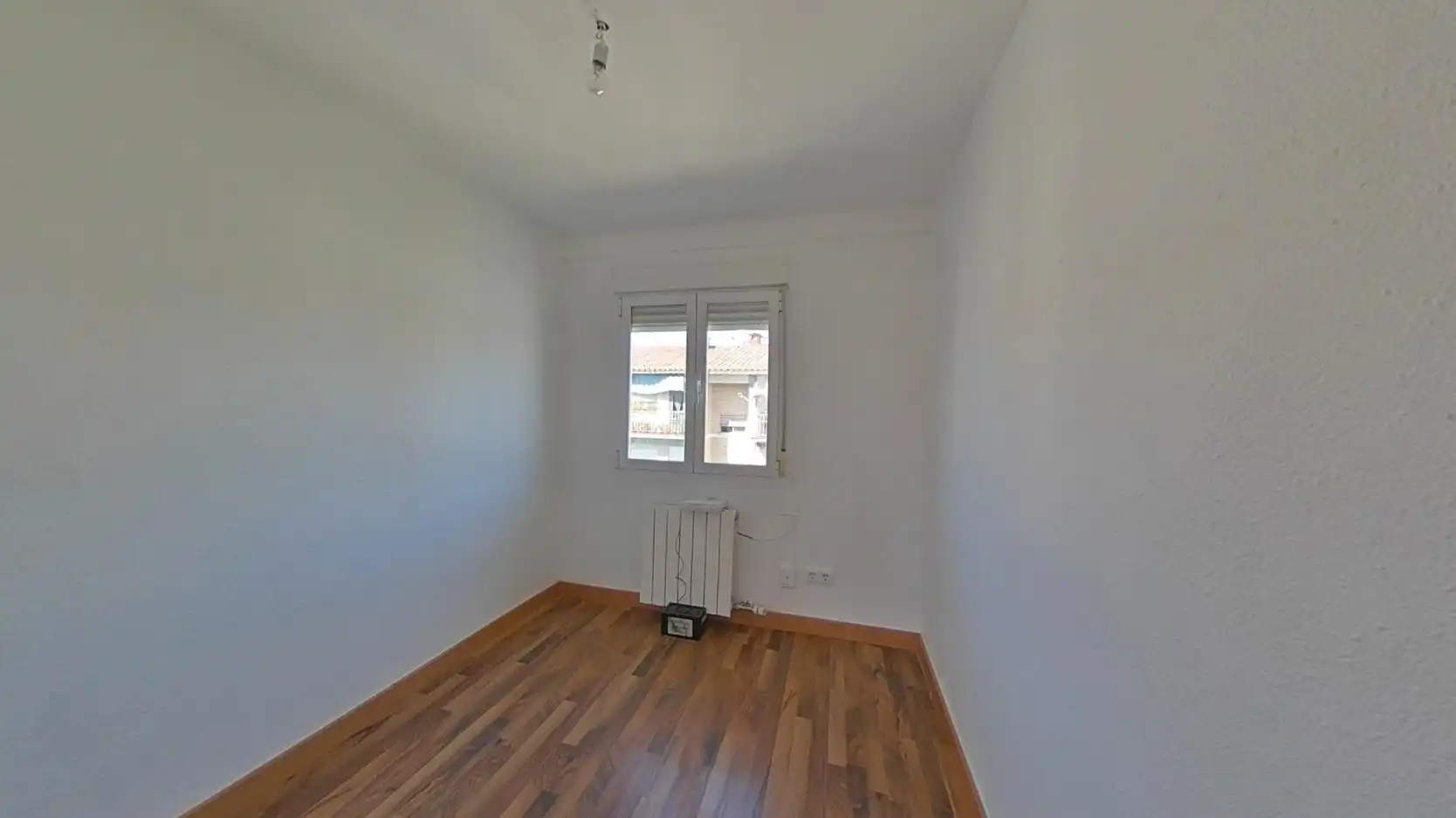 Habitación de Piso en venta en Zaragoza con Calefacción, Parquet y Horno