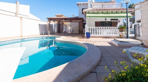 Foto 2 de Casa o chalet en venta en La Zenia, Orihuela