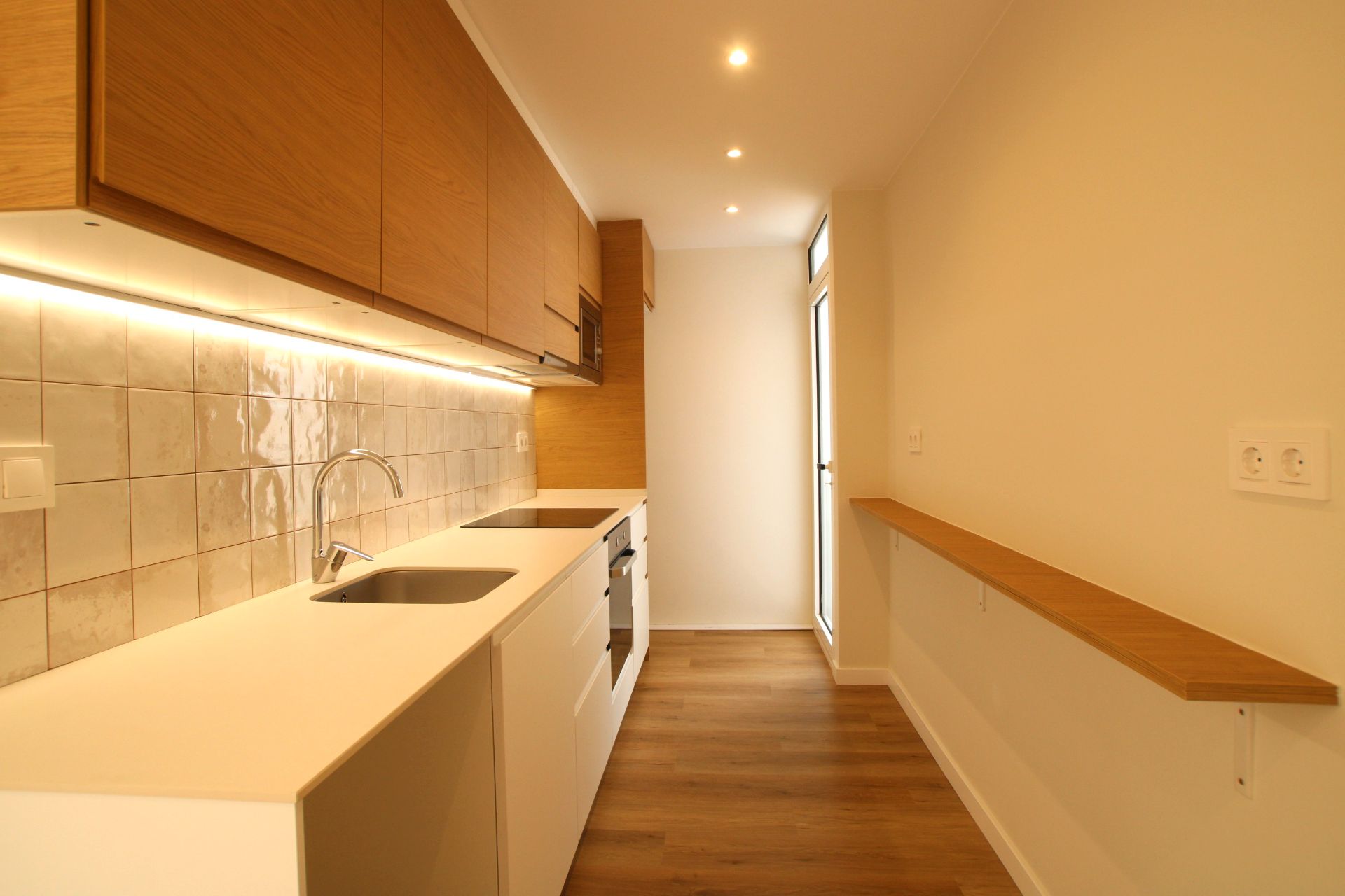 Küche von Wohnung zum Verkauf in Argentona mit Klimaanlage, Parkett und Balkon