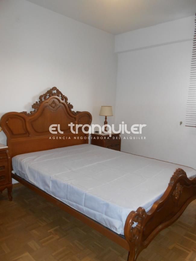 Habitación de Piso en venta en  Madrid Capital con Aire acondicionado, Terraza y Amueblado
