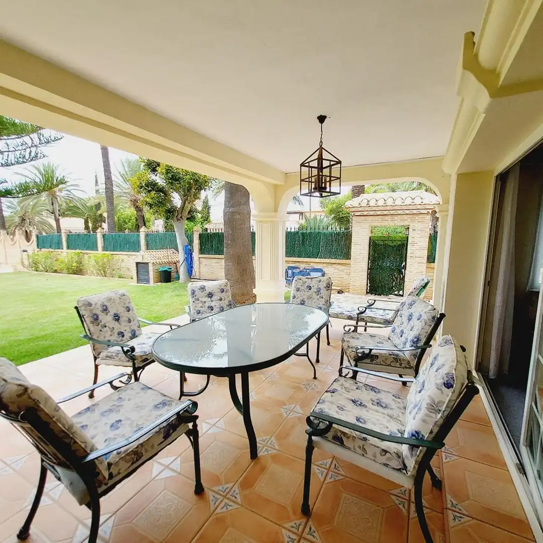 Terrassa de Casa o xalet en venda en Orihuela amb Terrassa, Traster i Piscina