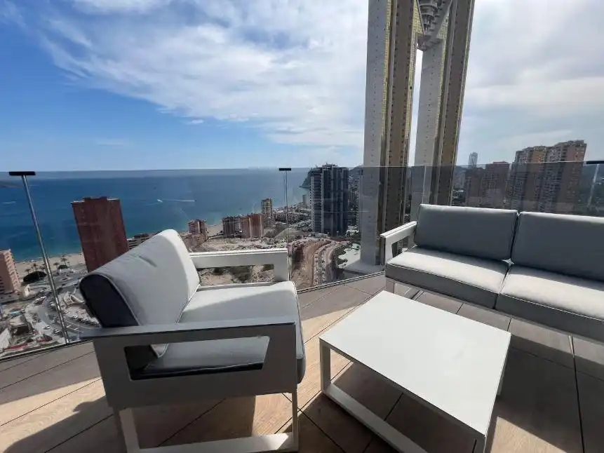 Apartment to rent in Playa de Poniente