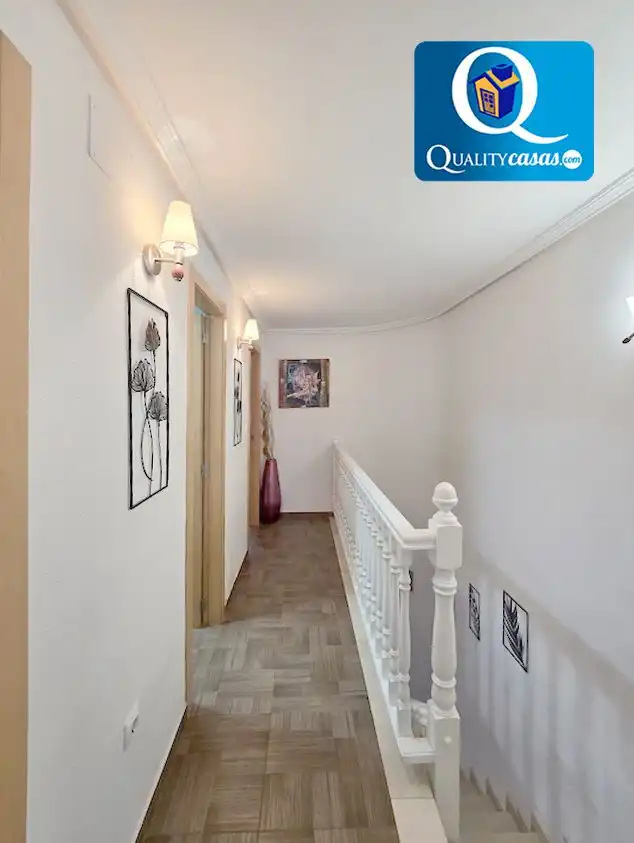 Casa o xalet en venda en Alicante / Alacant amb Aire condicionat, Terrassa i Piscina comunitària