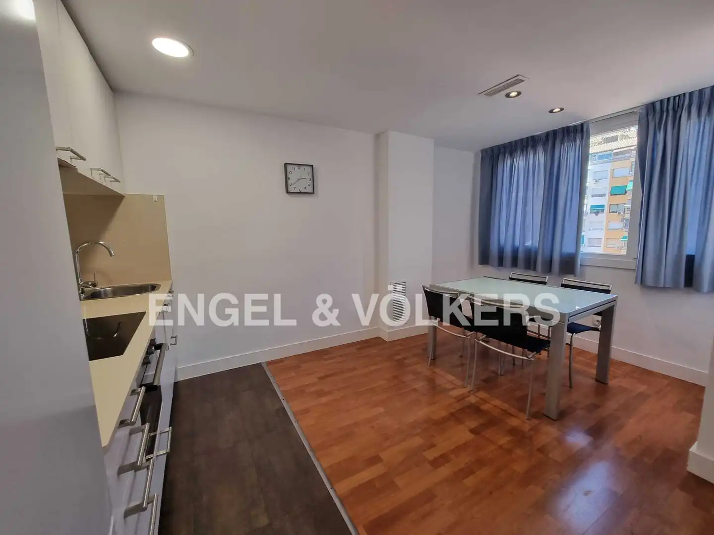 Küche von Wohnung zur Miete in Barcelona mit Klimaanlage, Heizung und Parkett