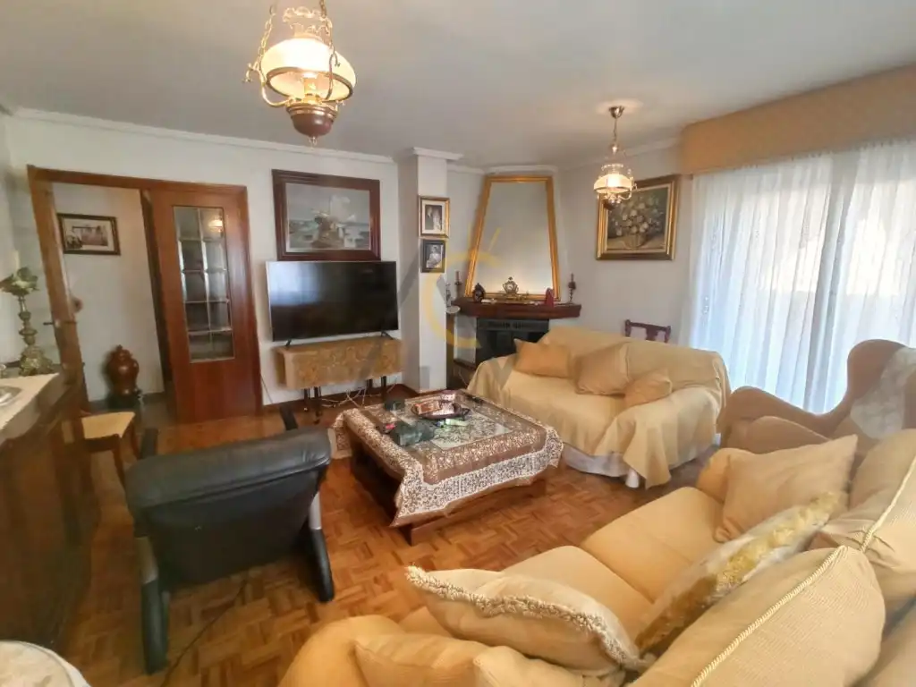 Sala d'estar de Àtic en venda en Monóvar  / Monòver amb Aire condicionat, Terrassa i Forn