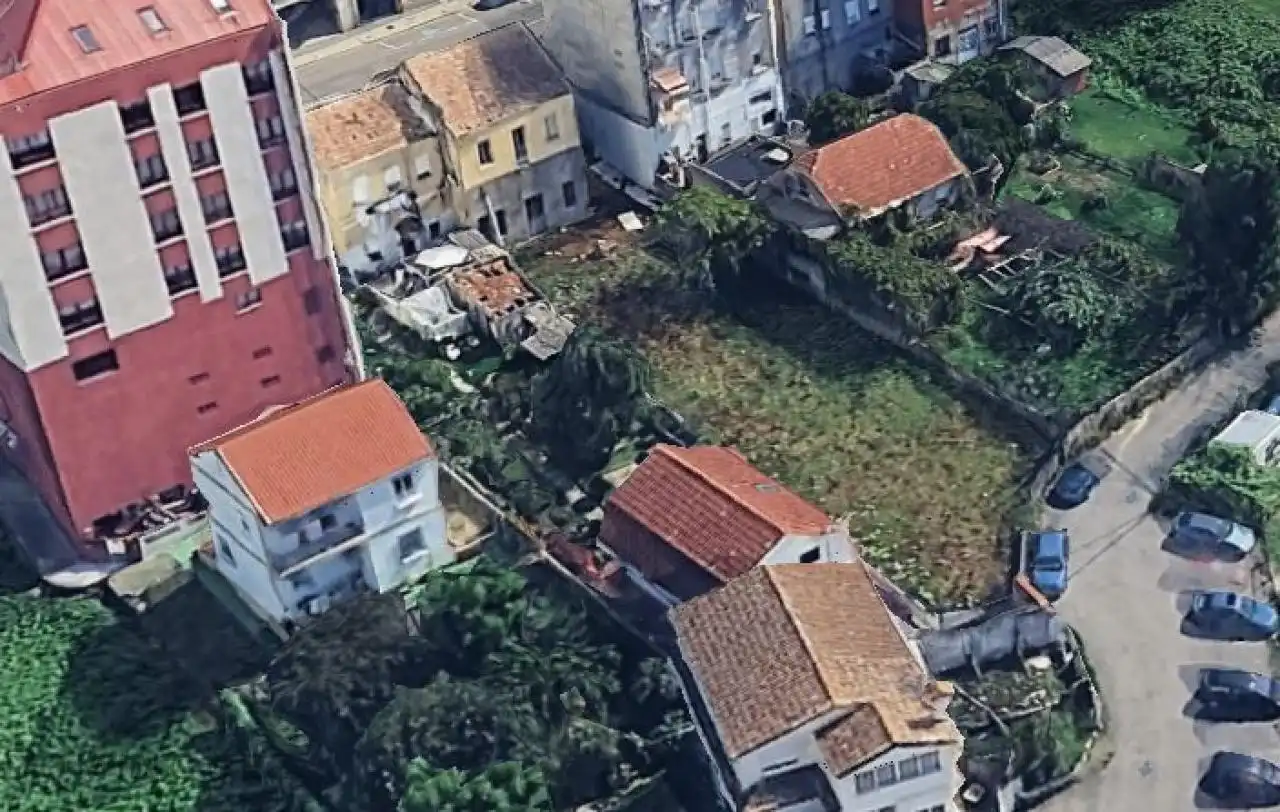 Wohnbaugrundstück zum Verkauf in Lavadores, imagen 3