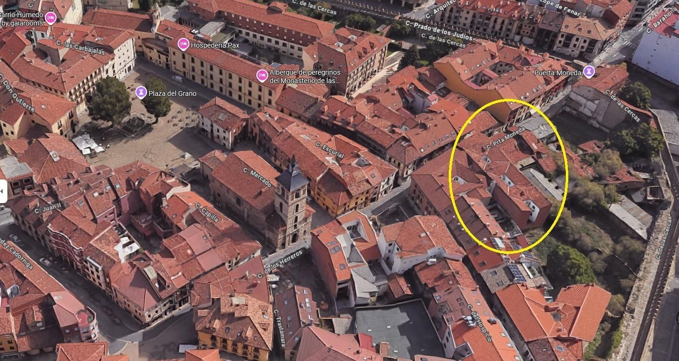 Außenansicht von Gebaude zum Verkauf in León Capital 