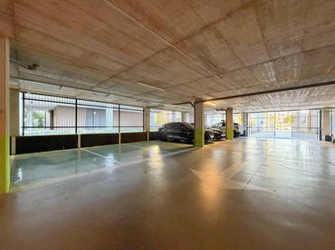 Plaça d'aparcament individual en venda a Calle Concòrdia
