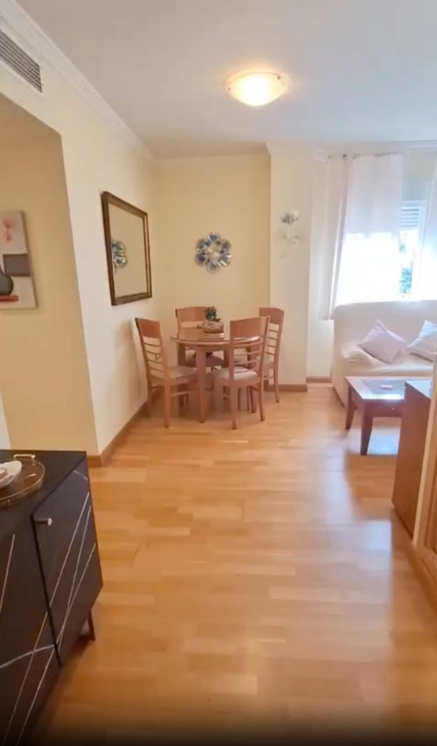 Comedor de Piso de alquiler en Málaga Capital con Aire acondicionado, Amueblado y Alarma