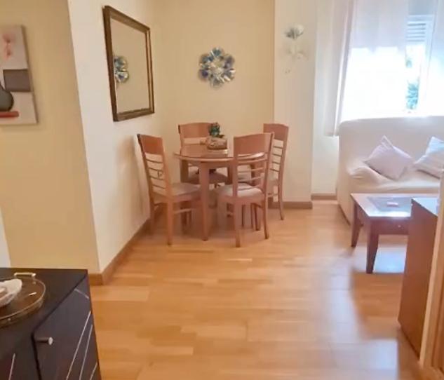 Photo 1 of Flat to rent in Calle Martín de la Plaza, 27, Camino de Antequera, Málaga