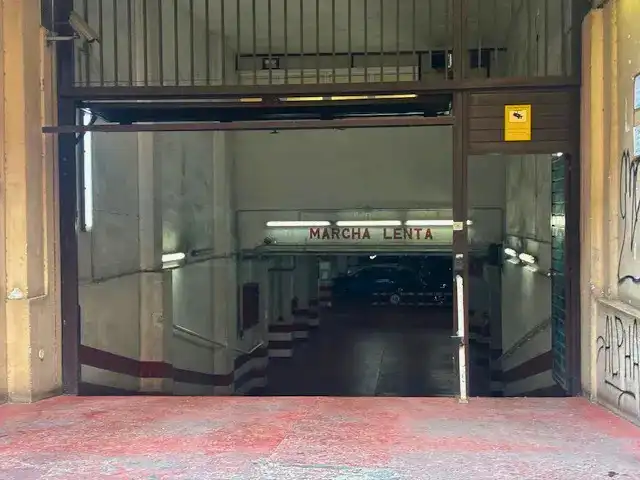 Individuel avec ascenseur à vendre à Carrer de Londres, imagen 10