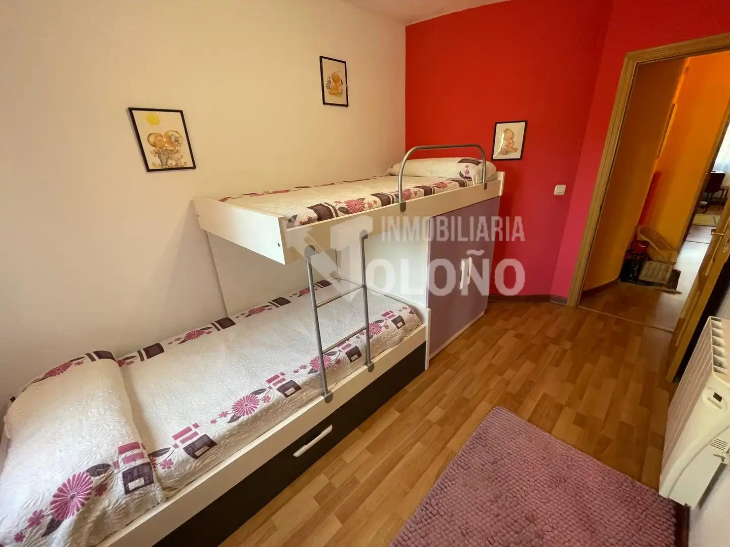 Habitación de Apartamento en venta en Cuzcurrita de Río Tirón con Calefacción, Parquet y Terraza
