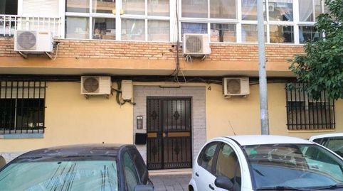 SE VENDE piso OKUPADO en Calle Ciudad De Burjassot Nº 4 Sevilla Sevilla