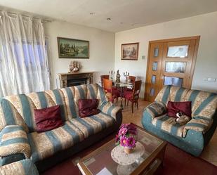 Living room of Flat for sale in Barajas de Melo  with Air Conditioner and Private garden