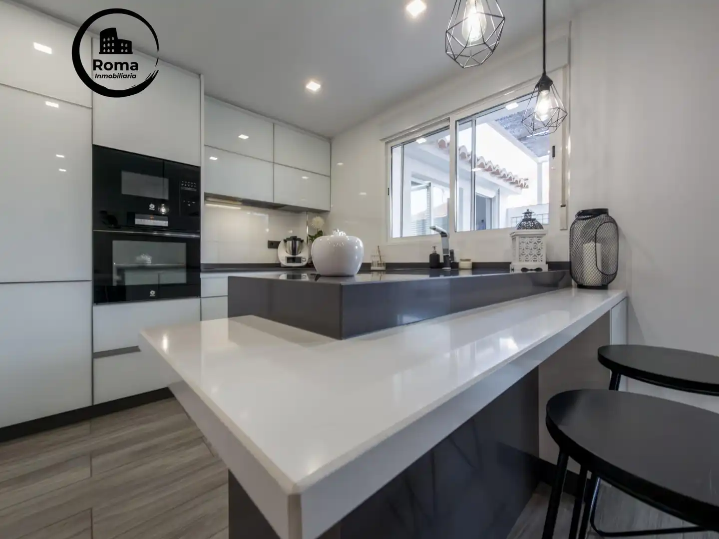 Kitchen of Detached homes for sale in Cenes de la Vega  with Air Conditioner, Heating and Terrace