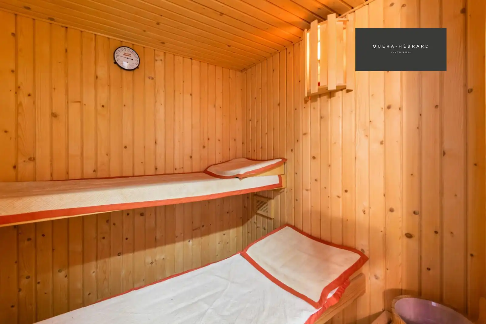 Schlafzimmer von Haus oder Chalet zum Verkauf in Terrassa mit Klimaanlage, Heizung und Terrasse