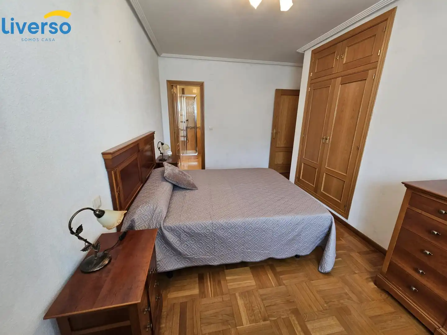 Habitación de Piso de alquiler en Burgos con Calefacción, Terraza y Amueblado