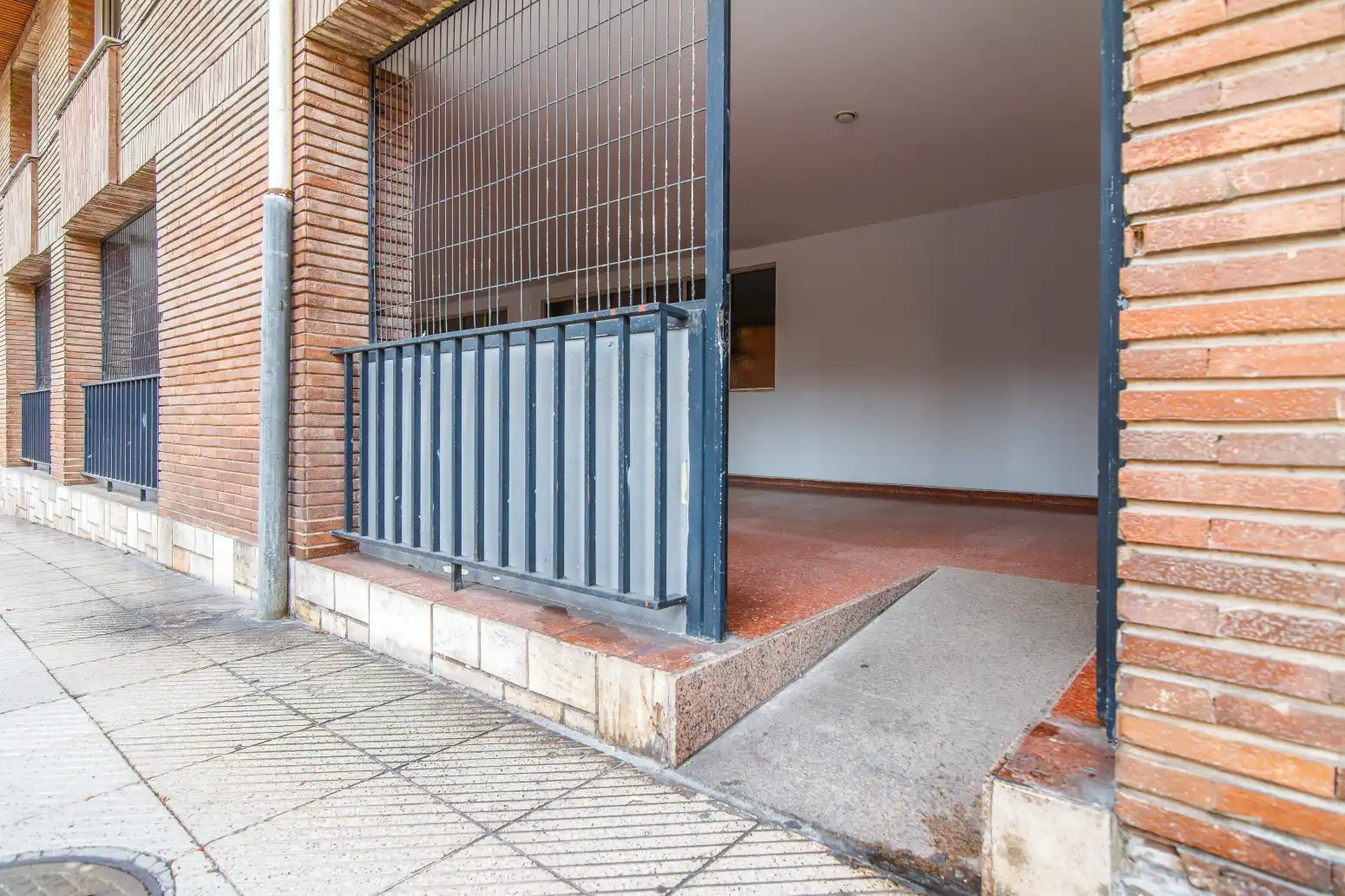 Vista exterior de Pis en venda en Oviedo  amb Calefacció, Terrassa i Traster
