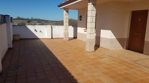 Foto 3 de Casa adosada en venda a Carretera Cubo, 2, Molezuelas de la Carballeda, Zamora