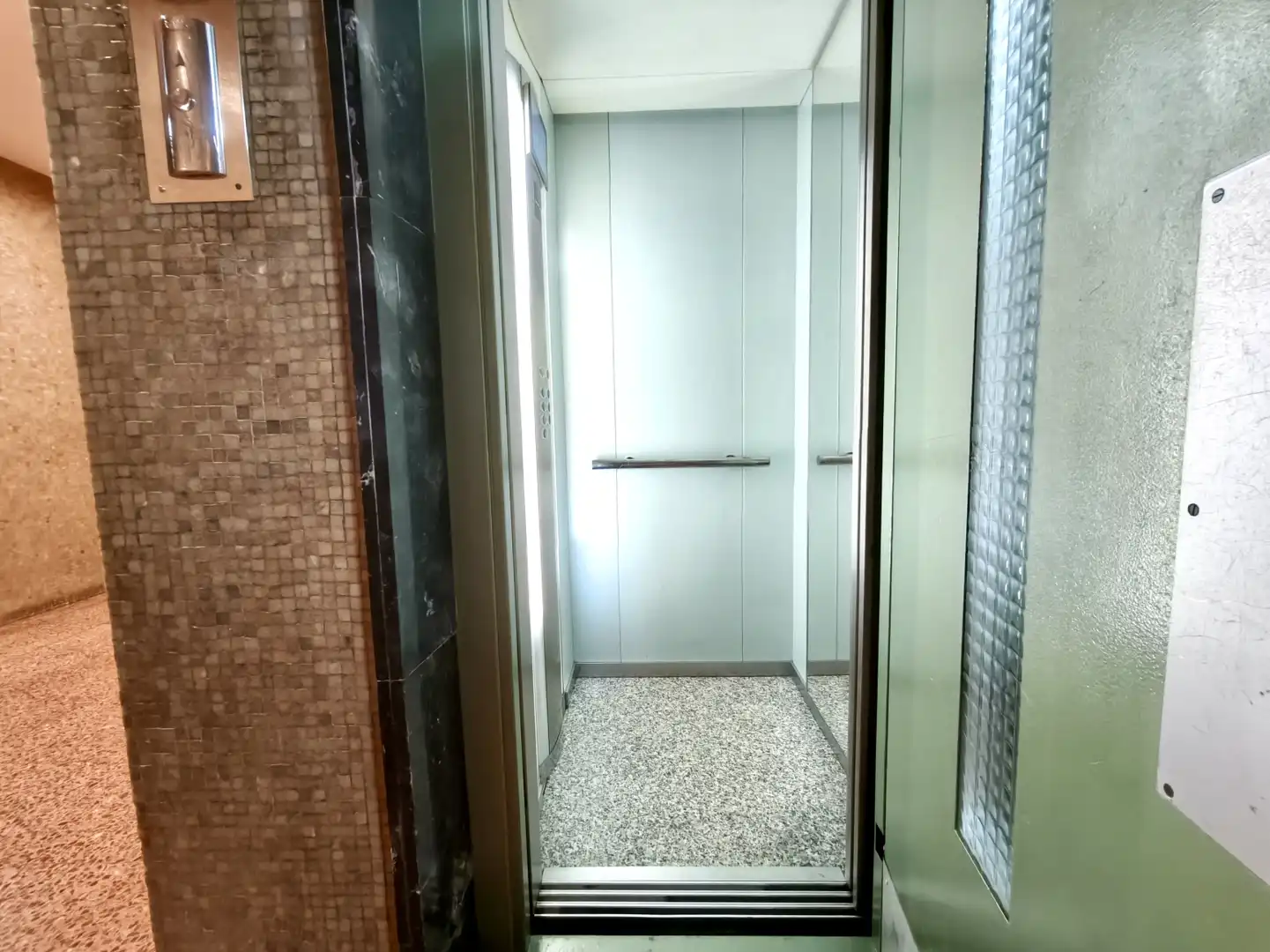 Piso en venta en Gijón - Calle Enrique Martinez, La Arena