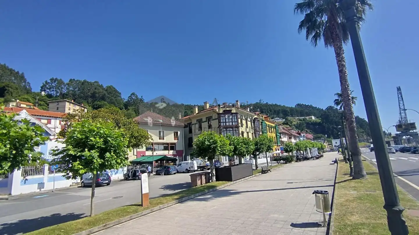 Vista exterior de Residencial en venta en Muros de Nalón