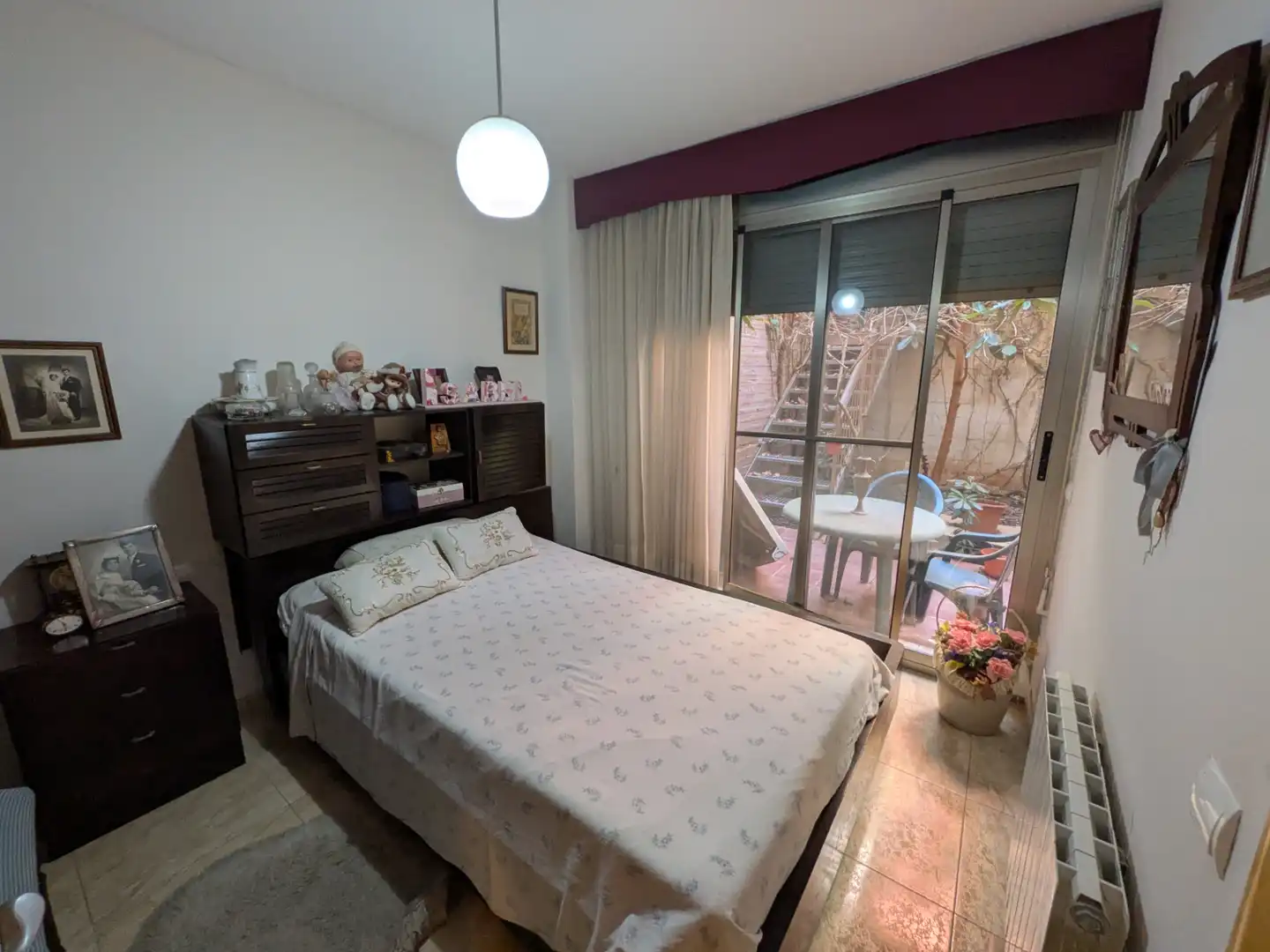 Dormitori de Casa adosada en venda en Gavà amb Calefacció, Jardí privat i Parquet