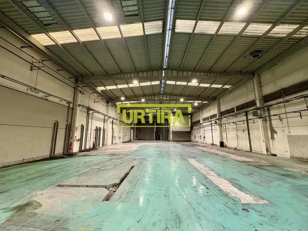 Fabrikhallen zur Miete in Errenteria