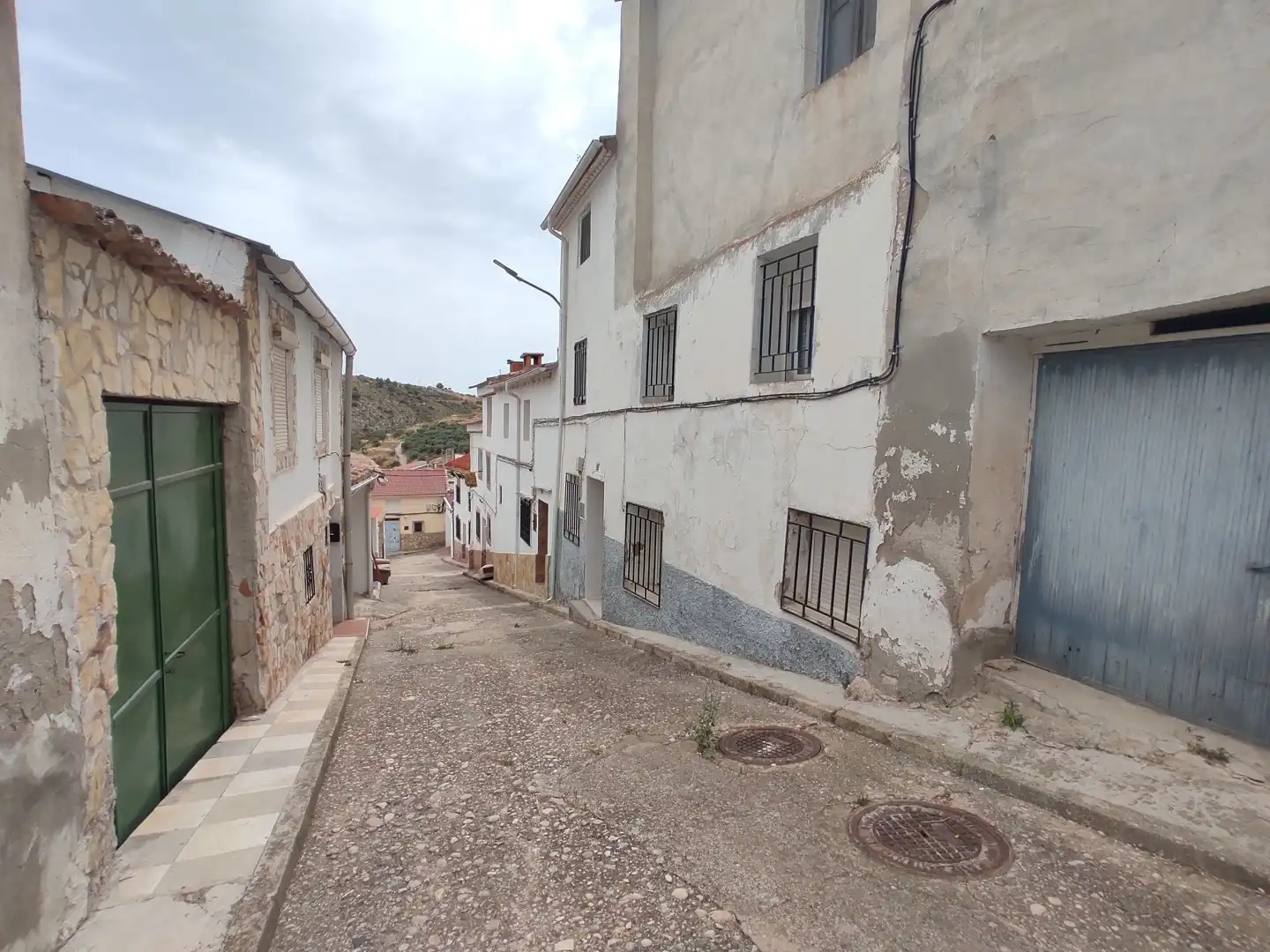 Vista exterior de Casa adosada en venta en Enguídanos con Amueblado