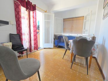 Appartamento con balcone in vendita a Sant Andreu
