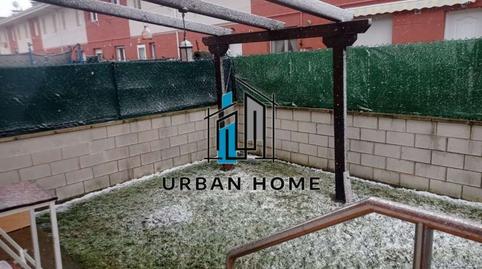 Foto 4 de Casa adosada en venda a Cuadros, León